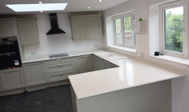 Quartz Kitchen Worktop in Fugen Carrara